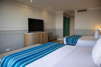 2 Queen Beds, Superior Room, Ocean View