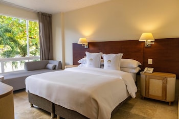 Room, 1 King Bed, Non Smoking (City or Garden View)