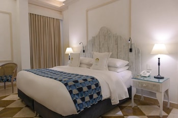 Premium Room, 1 King Bed, Non Smoking