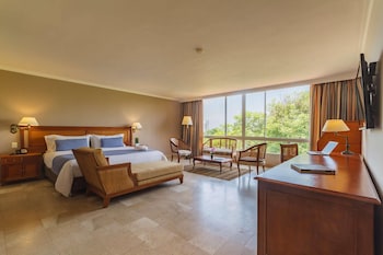 Studio Suite, 1 King Bed, Non Smoking