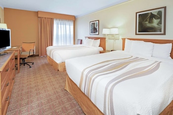 Room, 2 Queen Beds, Non Smoking