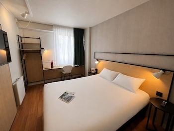 Standard Room, 1 Double Bed