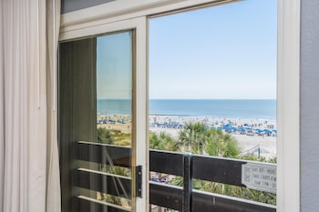 Premium Room, 1 King Bed, Accessible, Ocean View
