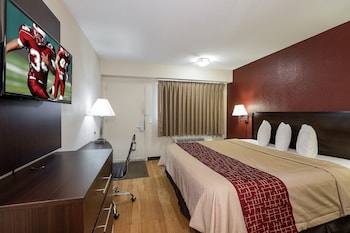 Deluxe Room, 1 King Bed, Smoking