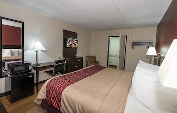 Deluxe Room, 1 King Bed, Accessible, Non Smoking