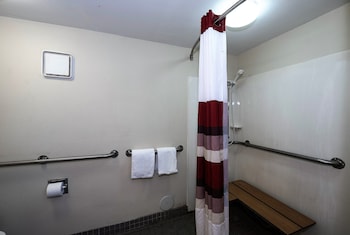 Deluxe Room, 2 Double Beds, Accessible, Non Smoking (Roll-In Shower)