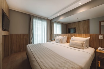 Standard Suite