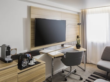 Superior Room, 1 Queen Bed with Sofa bed