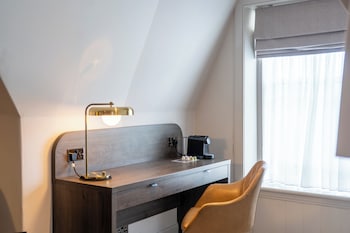 Executive Room, 1 King Bed, Non Smoking (with Sofabed)