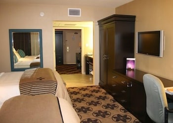 Suite, 2 Queen Beds