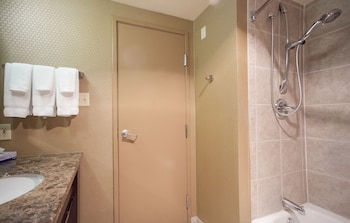 Suite, 1 King Bed