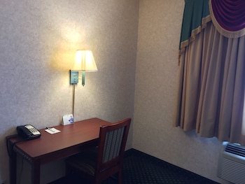 Standard Room, 1 Queen Bed, Non Smoking