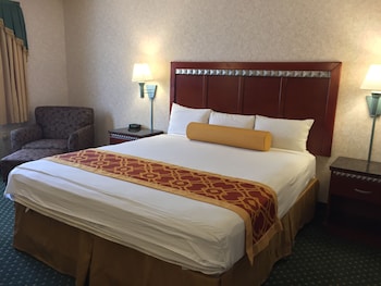 Standard Room, 1 King Bed, Non Smoking