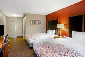 Room, 2 Queen Beds, Non Smoking