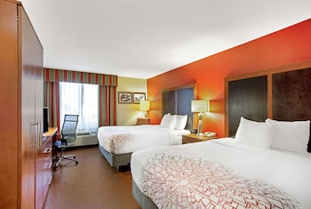 Suite, 2 Double Beds, Non Smoking