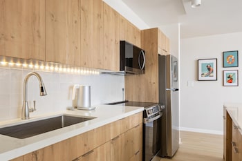 Premier Room, Kitchen, Ocean View (1 Bedroom)