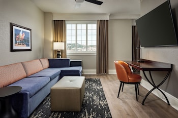 Junior Suite, 1 King Bed, Jetted Tub (Bridal Suite)