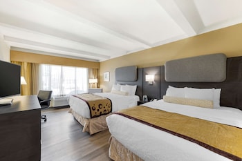 Standard Room, 2 Queen Beds, Non Smoking, Refrigerator & Microwave