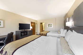Standard Room, 2 Queen Beds, Non Smoking, Refrigerator & Microwave, Exterior Access