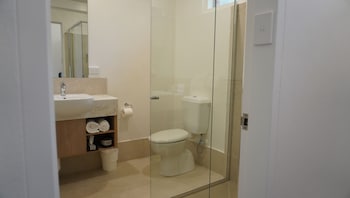 Executive Queen Room
