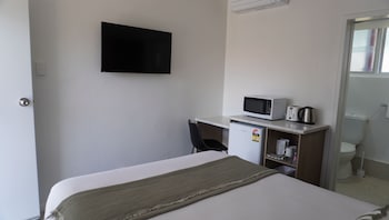 Studio Queen Room