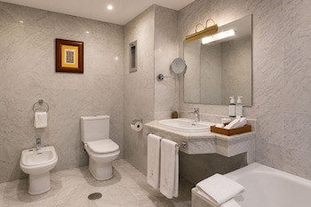 Deluxe Double or Twin Room, City View
