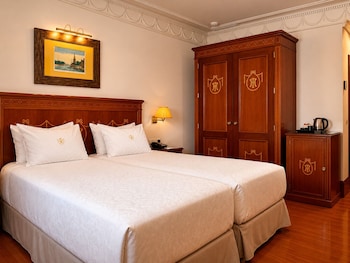 Classic Double or Twin Room with parking