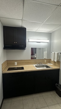 Standard Room, 2 Double Beds, Non Smoking, Kitchenette