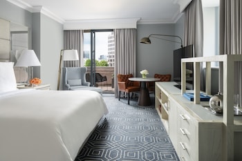 Suite, 1 King Bed, Terrace