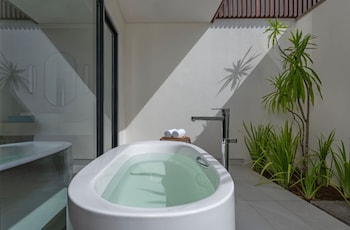 Beach Access Pool Suite
