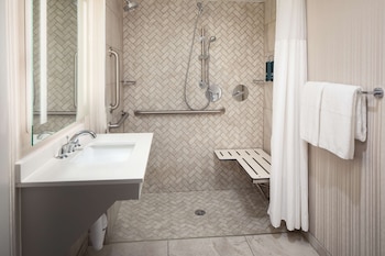 Junior Suite, 1 King Bed, Accessible (Roll In Shower)