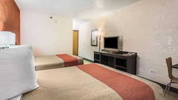 Standard Room, 2 Double Beds, Non Smoking