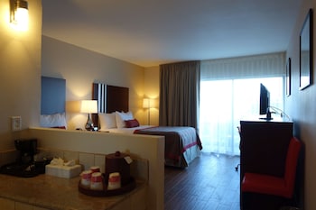 Room, 2 Queen Beds, Non Smoking