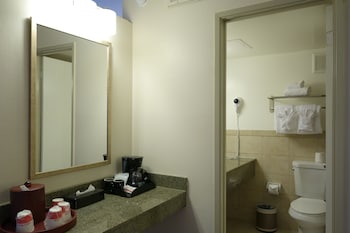 Suite, Multiple Beds, Non Smoking
