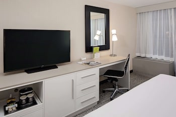 Room, 1 King bed, Fitness