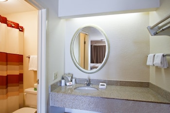 Superior Room, 1 King Bed (Smoke Free)