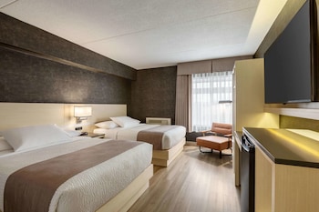 Room, 2 Queen Beds, Non Smoking