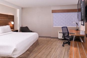 Standard Room, 1 King Bed, Accessible (Comm, Access Tub)