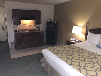 Efficiency, Room, 1 King Bed, Non Smoking