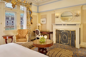Room, 1 King Bed (View)