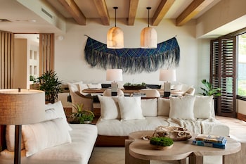 MAKANA PENTHOUSE