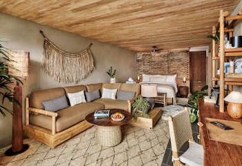 Ocean View Studio Suite