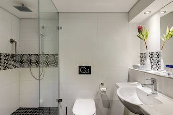Room, 2 Twin Beds, City View