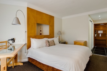 Room, 1 King Bed, City View