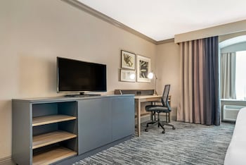 Premium Room, 1 King Bed, Non Smoking
