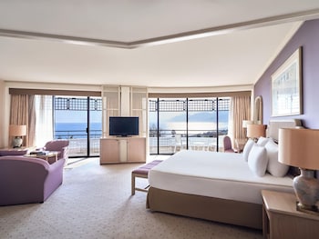 Junior Suite, 1 King Bed, Sea View