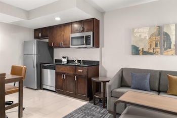 King, Suite, 1 Bedroom, Non Smoking, Balcony