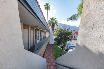 Room, 2 Queen Beds, Non Smoking (Pet-Friendly)