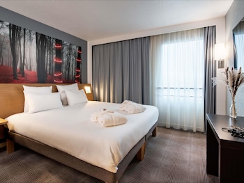 Suite, 1 Double Bed with Sofa bed