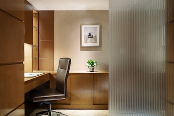Harbour View Suite King